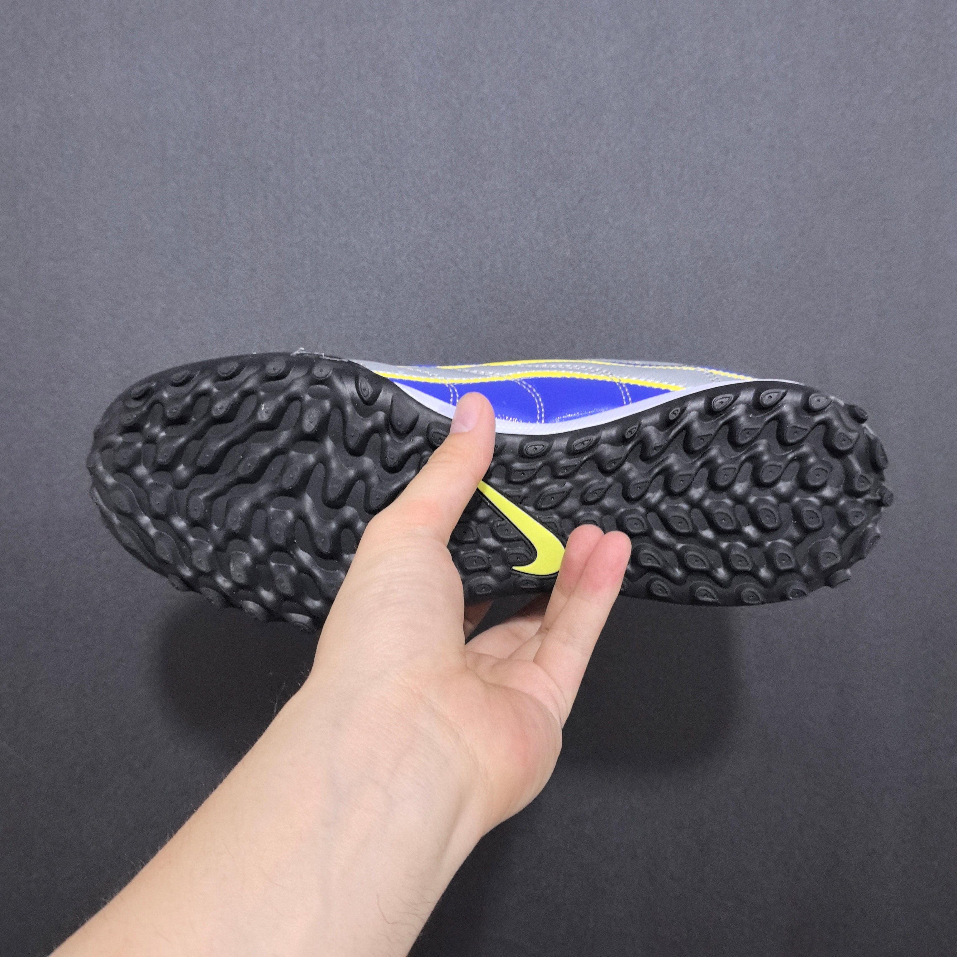 Nike Mercurial R9 TF