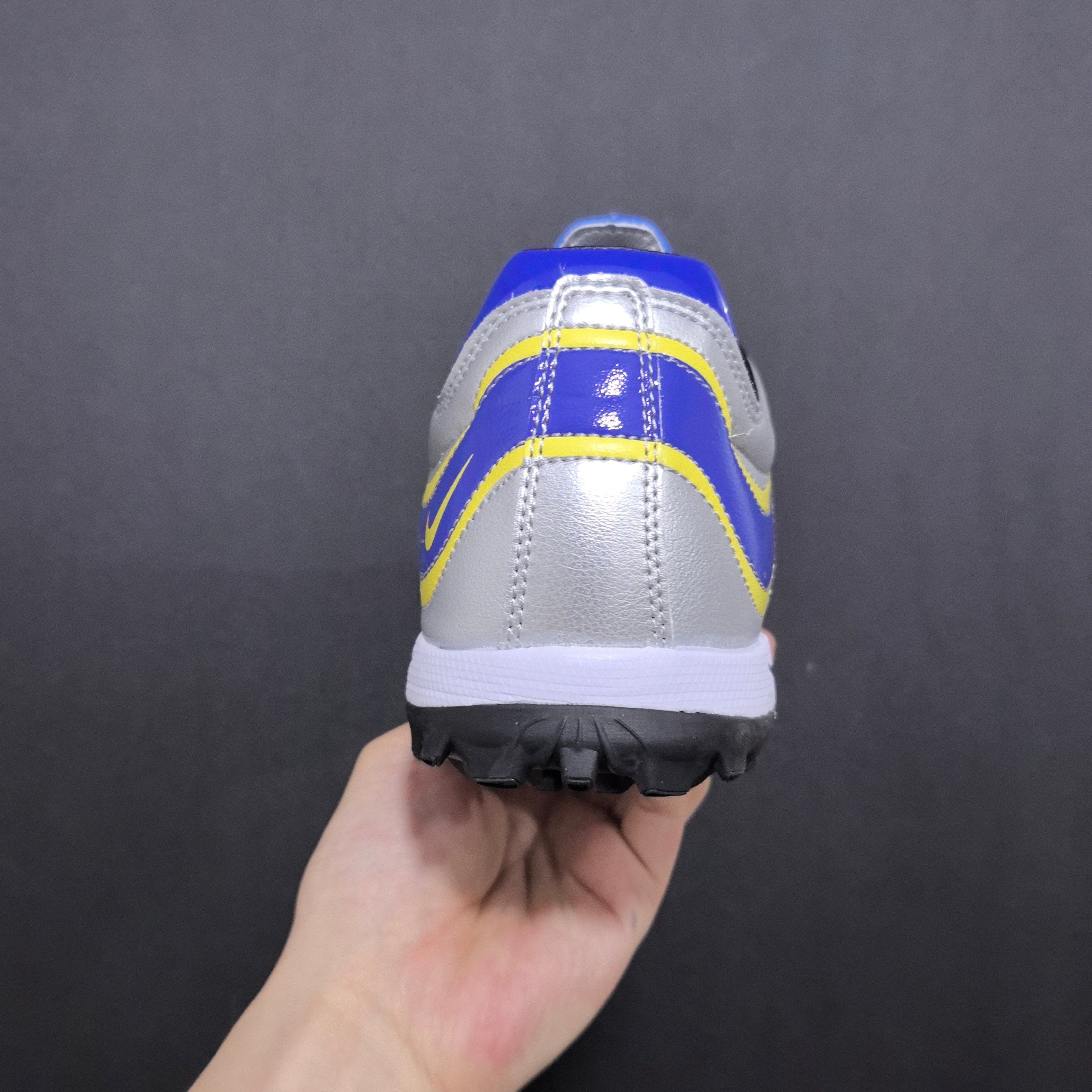 Nike Mercurial R9 TF