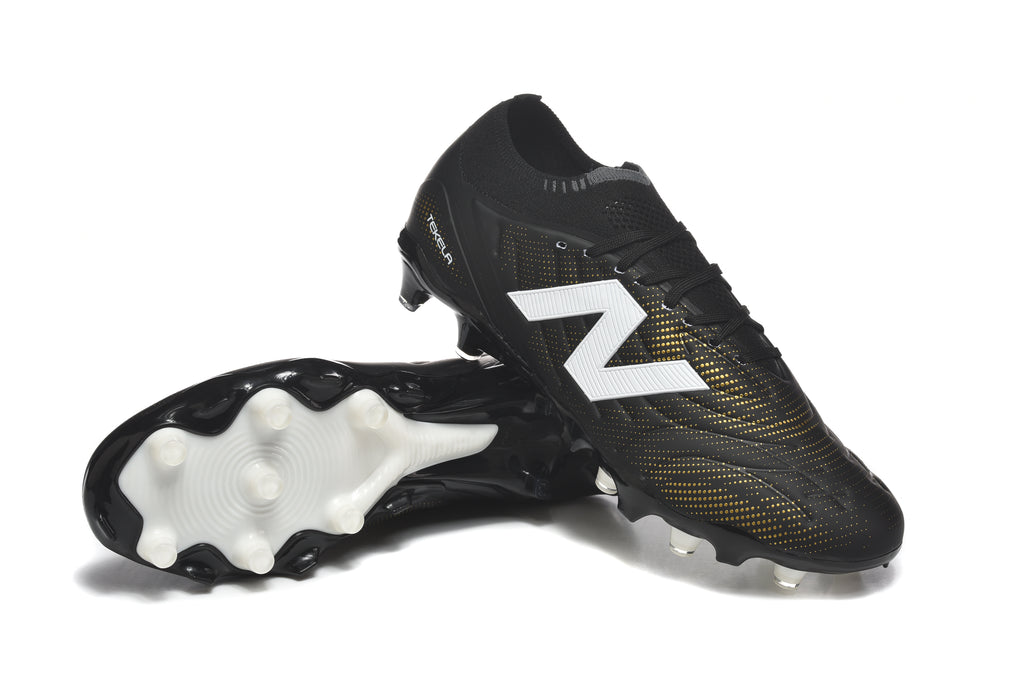 New Balance Tekela V4+ Pro FG Negra Dorada