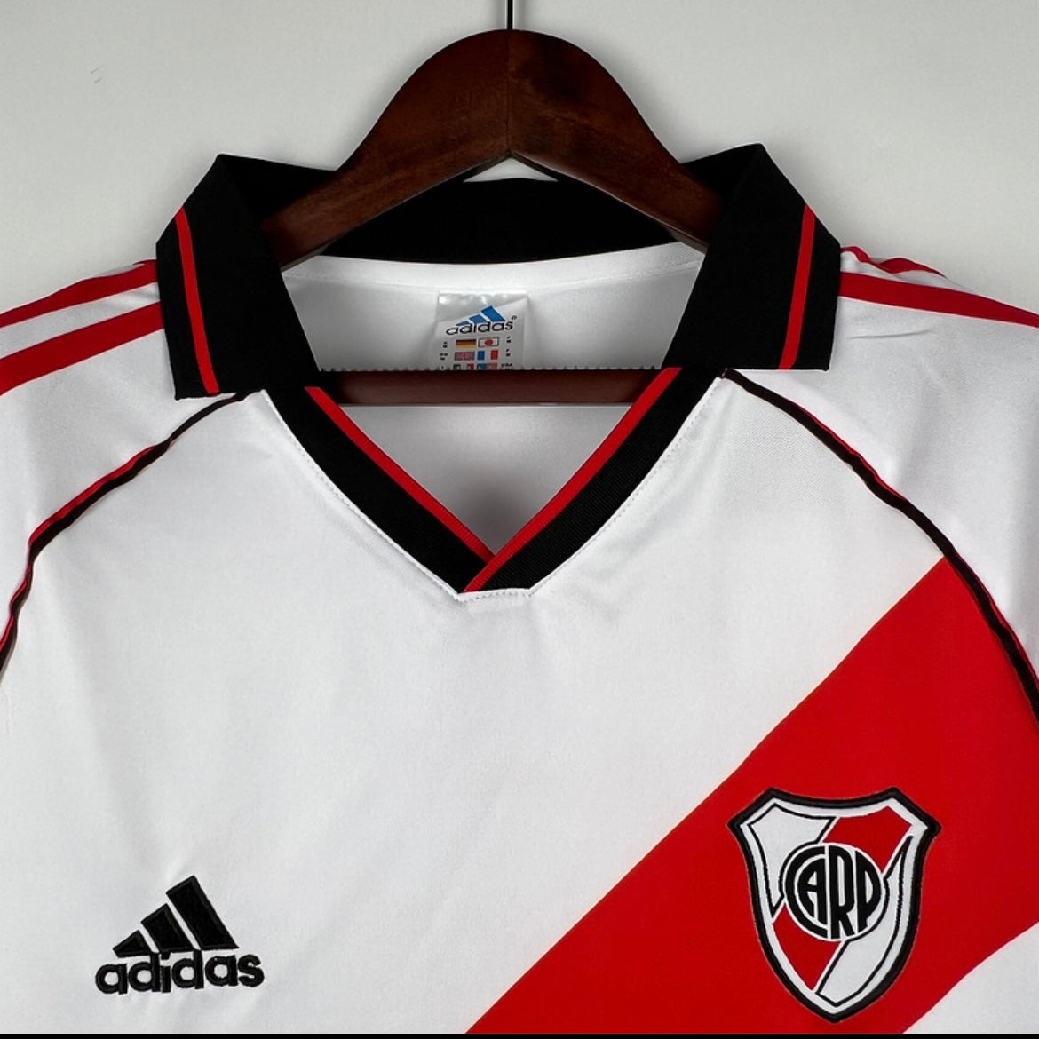 Retro River Plate 00/01