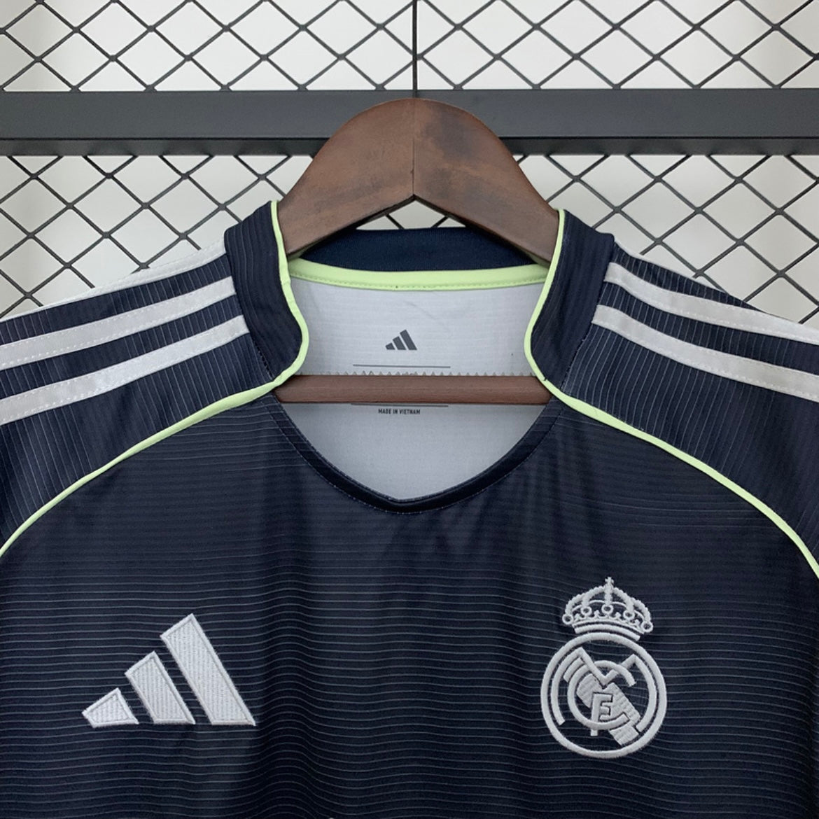 Camiseta Visitante Real Madrid 25/26