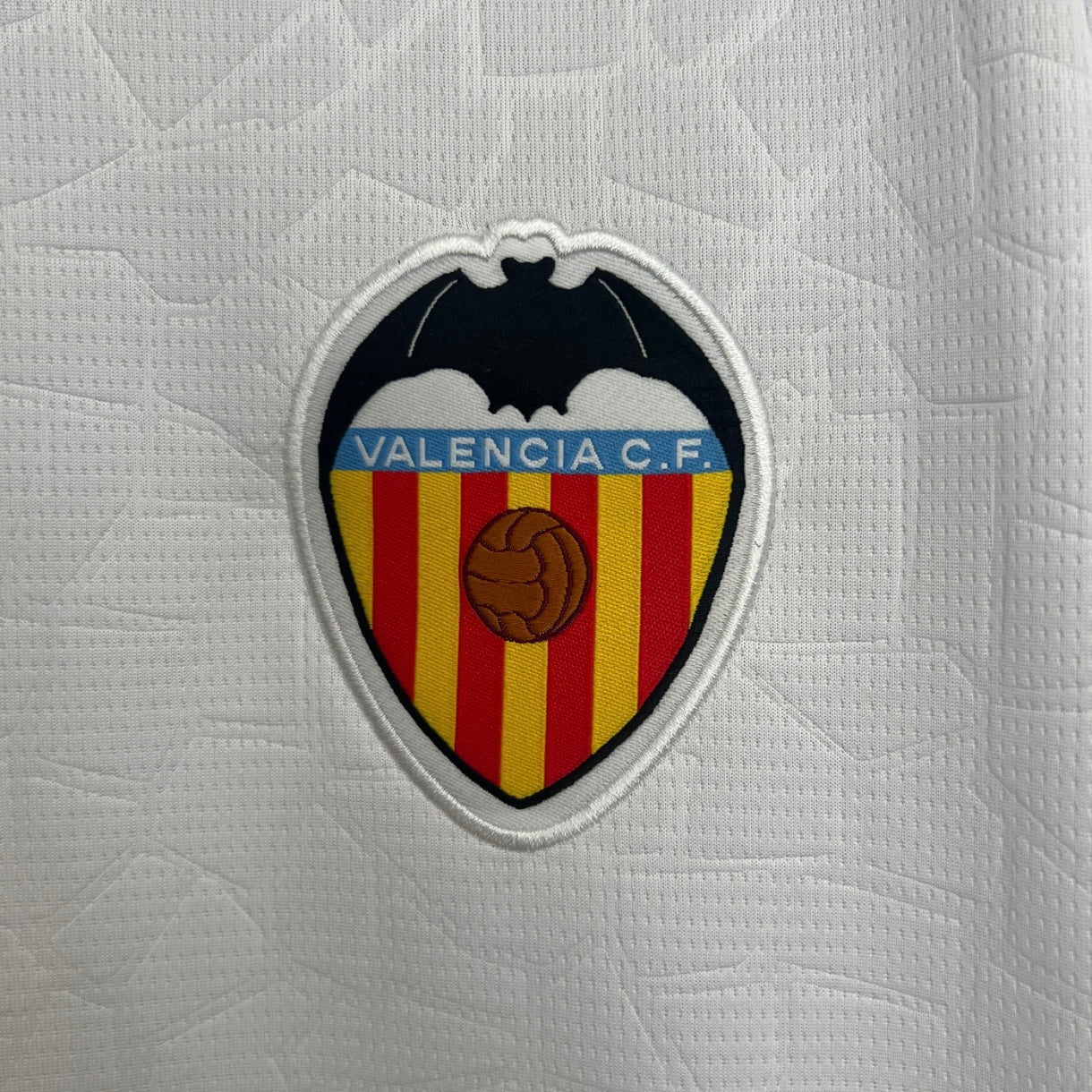 Camiseta Local Valencia 25/26