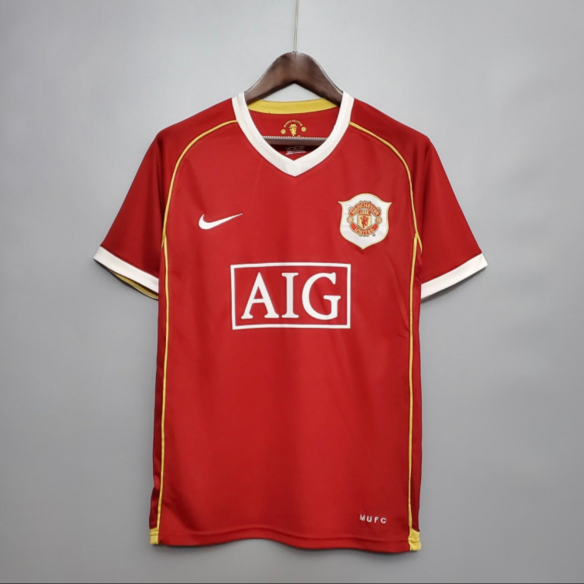 Retro Man united 06-07
