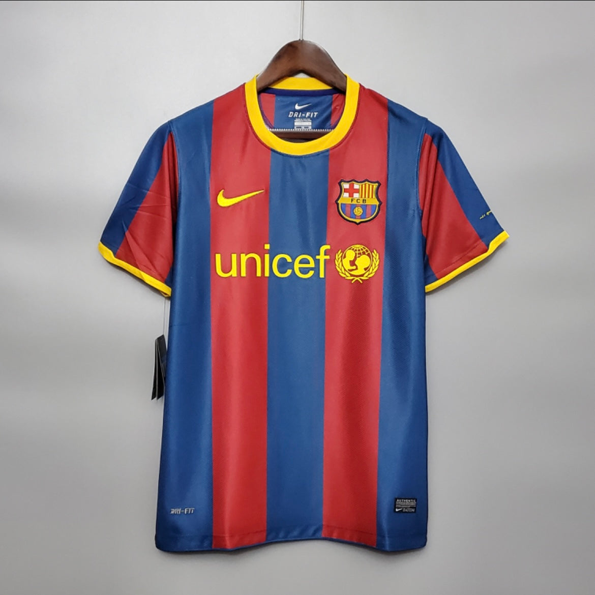 Retro Barcelona 10/11