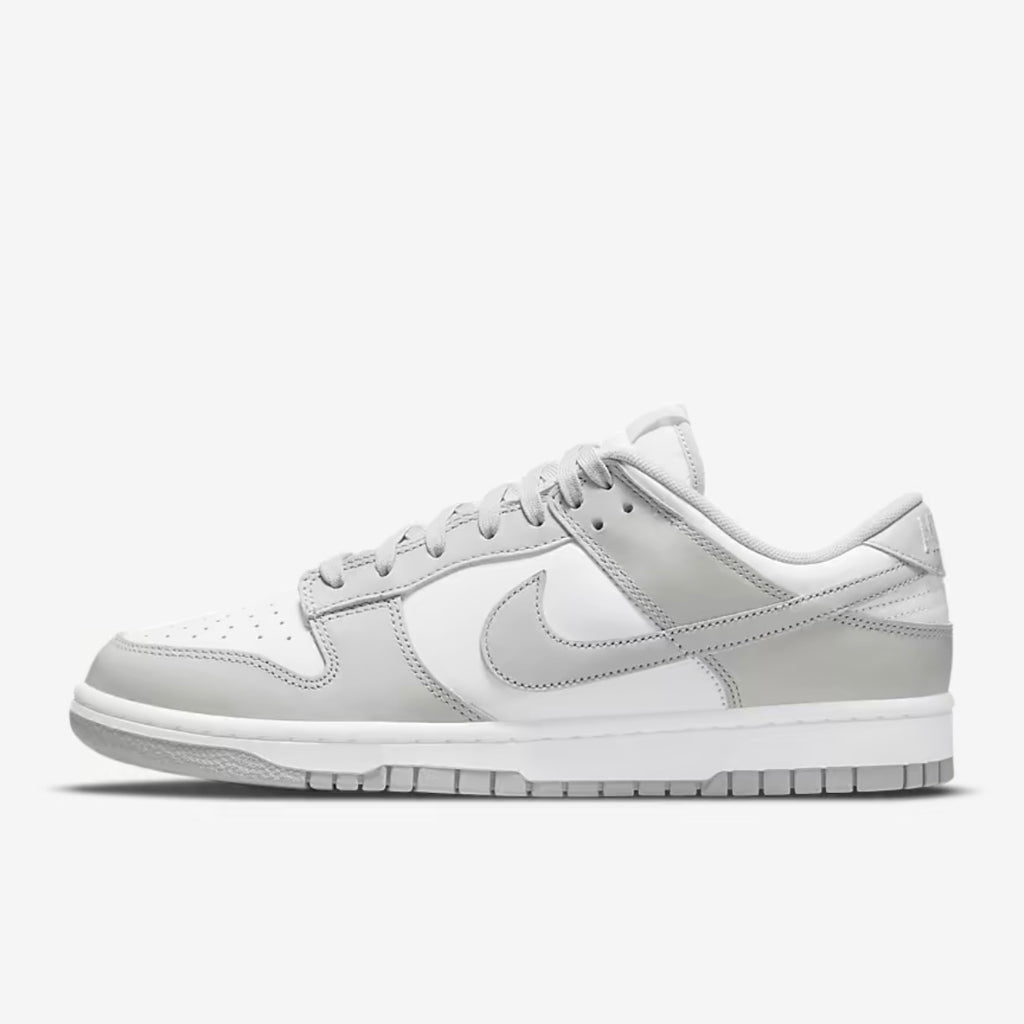 Nike Dunk Low Retro Sneaker