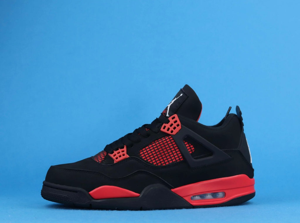 Zapatilla Nike Air Jordan 4 Retro “Red Thunder”