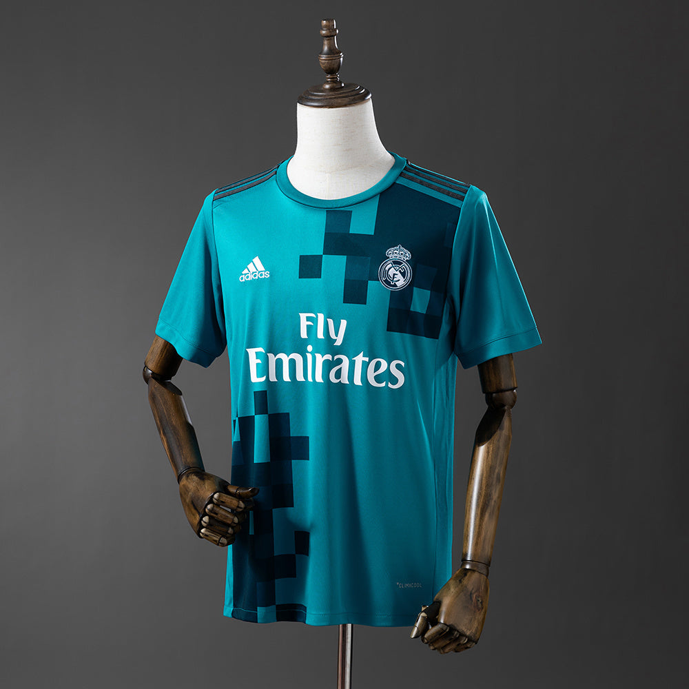Real Madrid Retro Alternativa 17/18