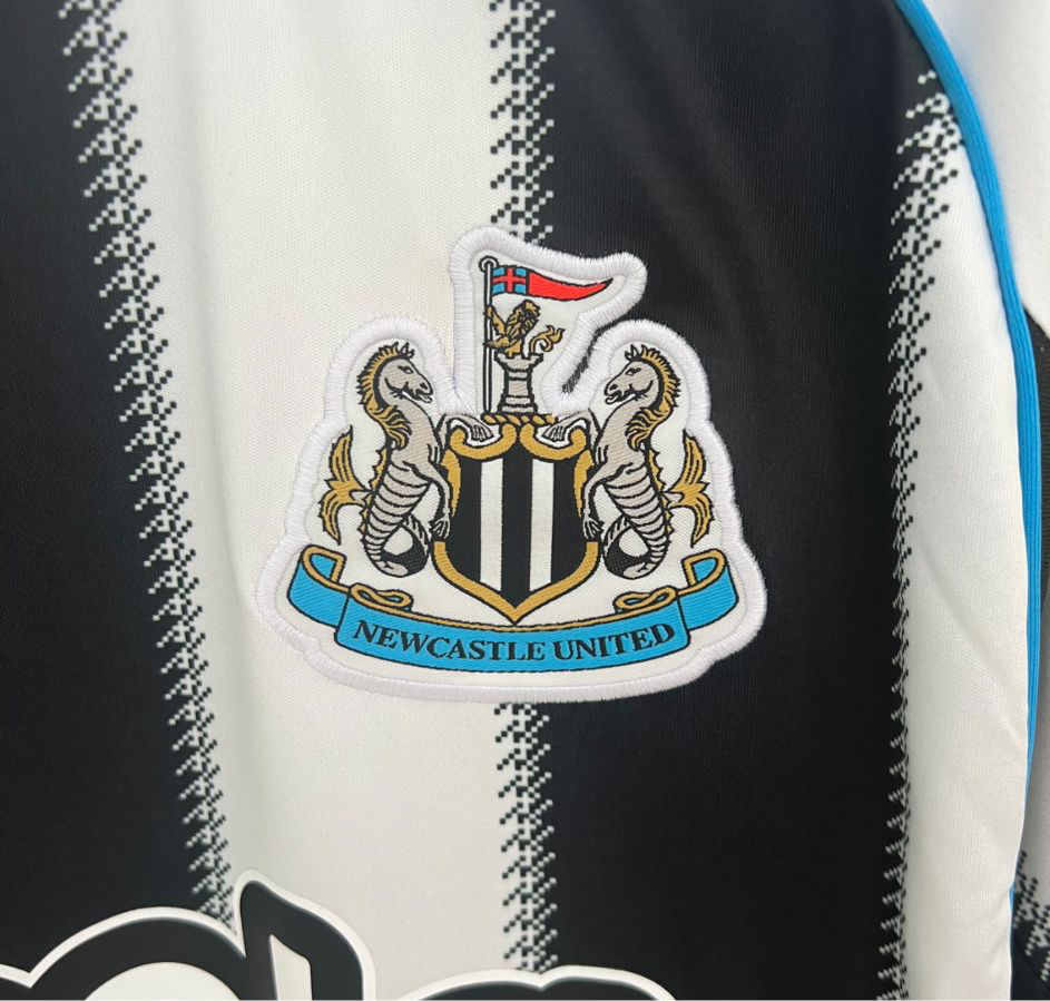 Camiseta Newcastle CF Local 25/26