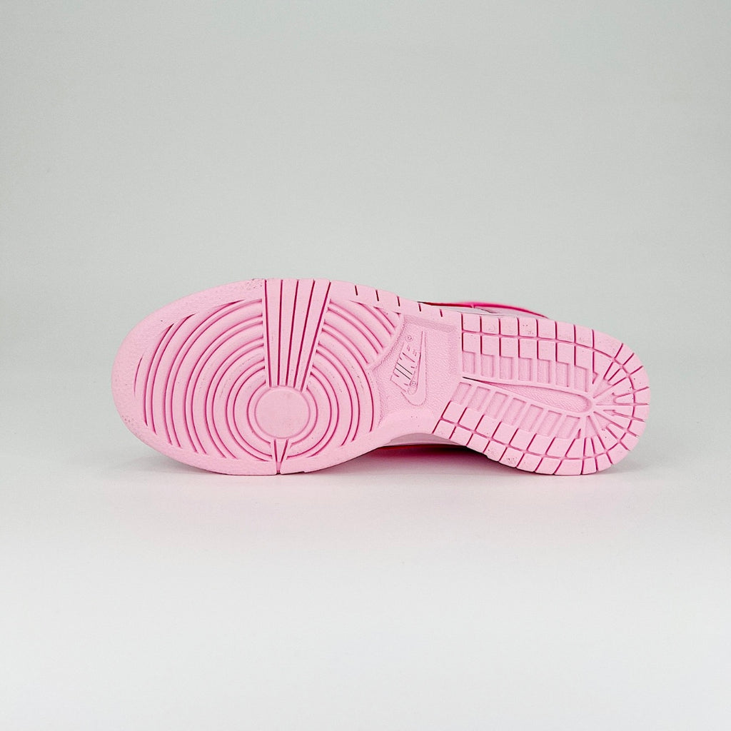 Zapatilla Nike Dunk Low Triple Pink