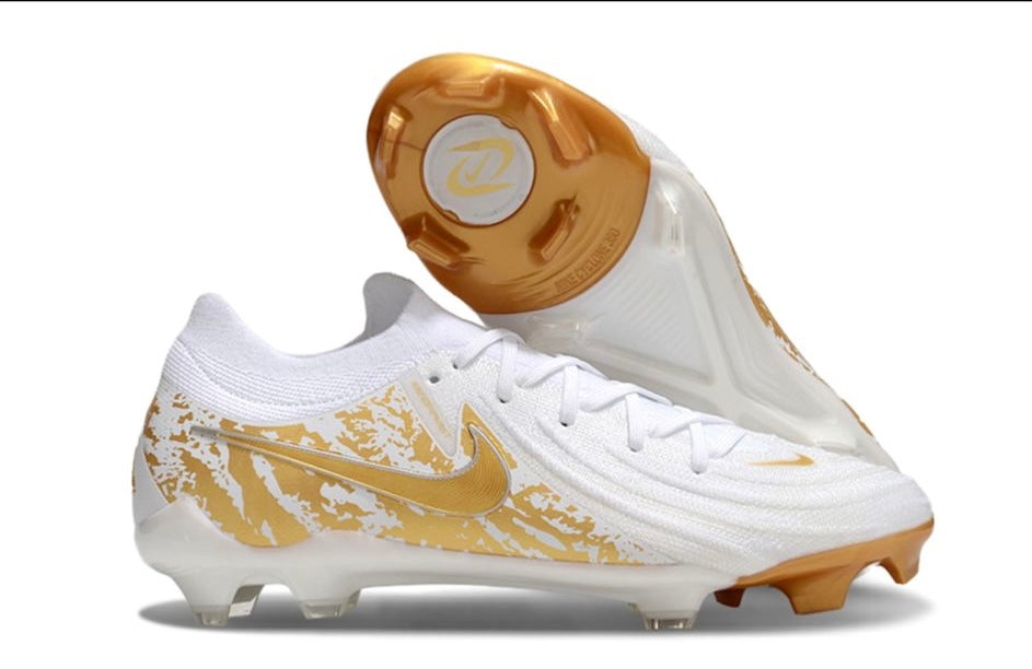 Nike Phantom Luna FG