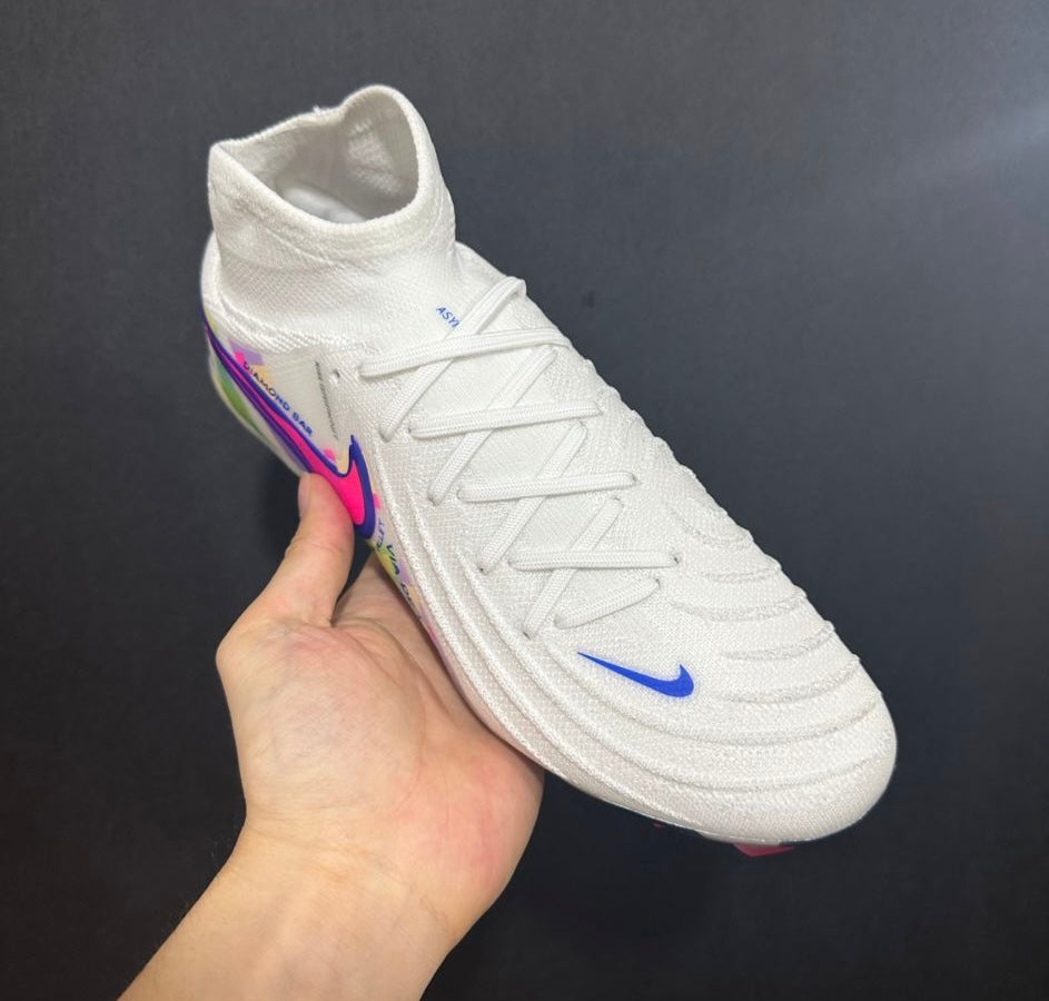 Nike Phantom Luna 2 Elite FG