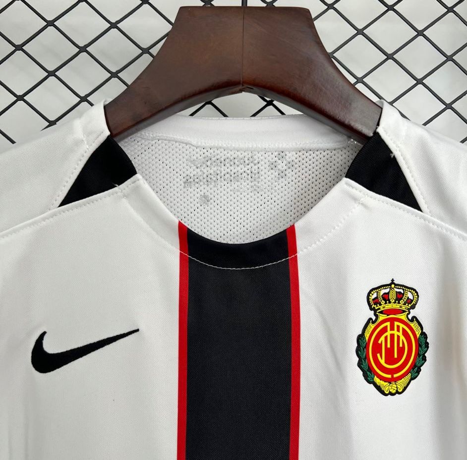 Camiseta y Pantalón Visitante Mallorca CF 25/26 para niños