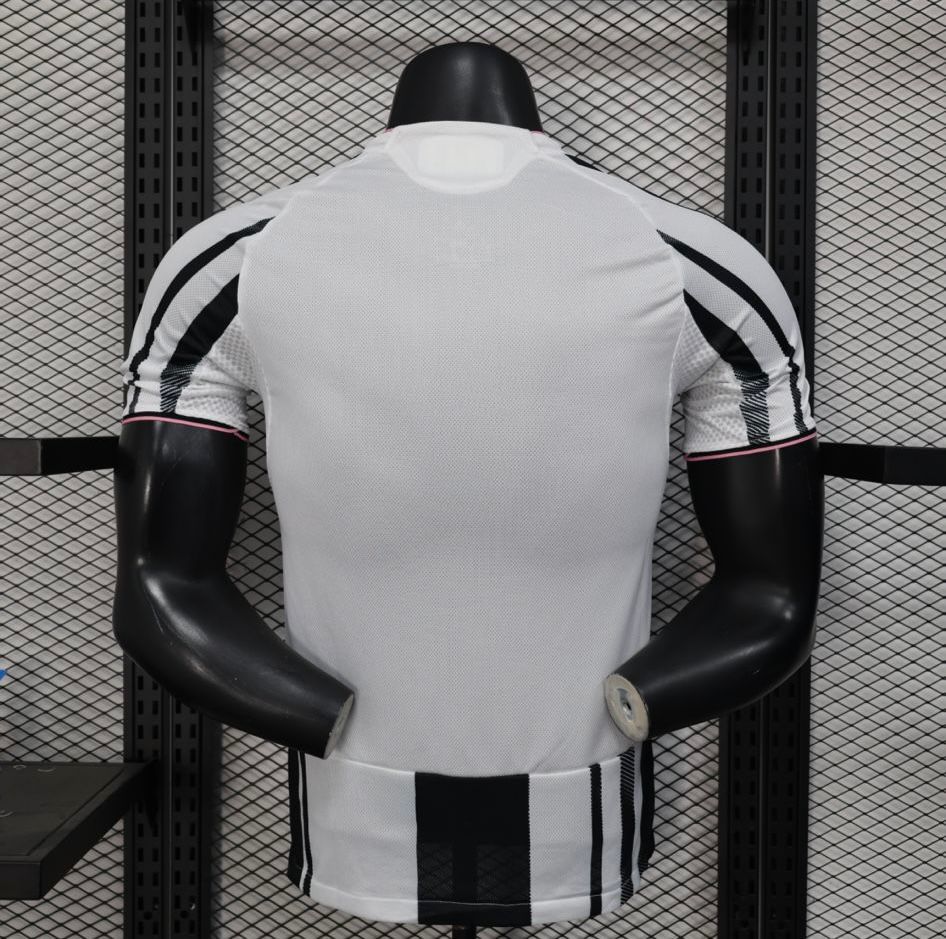 Camiseta Local Juventus 25/26 Player Versión